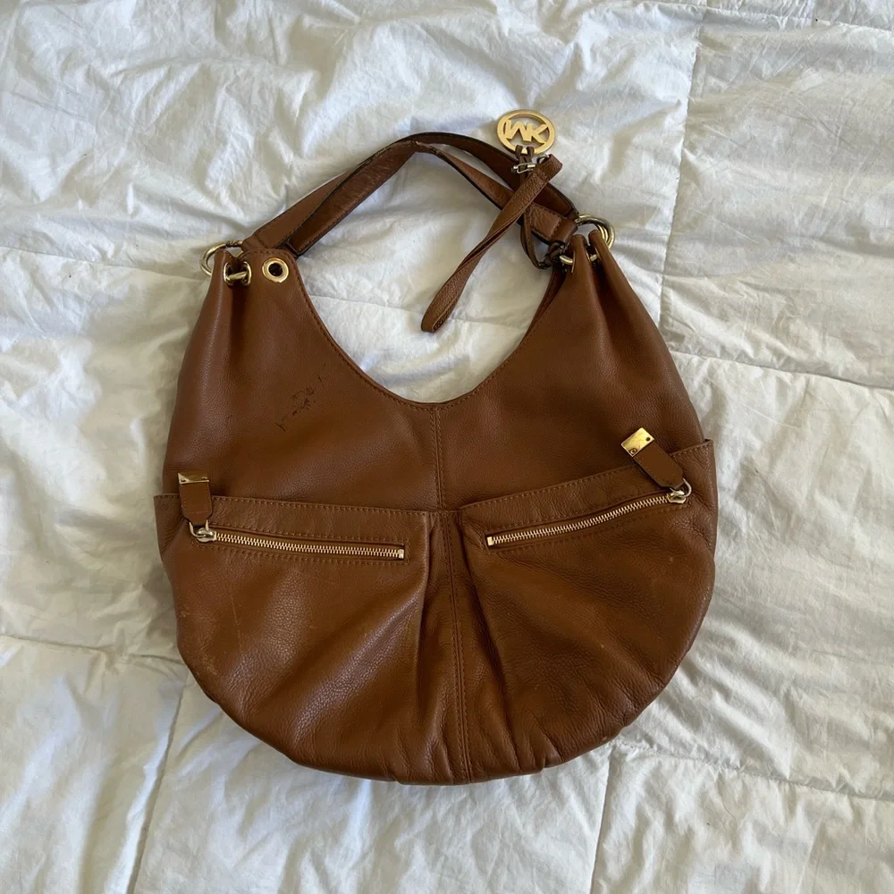 MICHAEL KORS | brown leather hobo